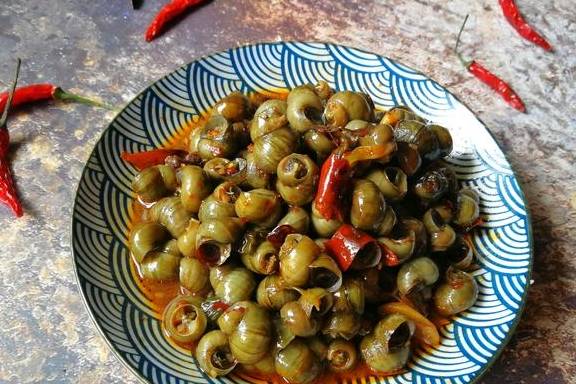 Chán ốc luộc thì làm ngay món ốc xào cay ngon đúng điệu, thơm nồng đã miệng-1