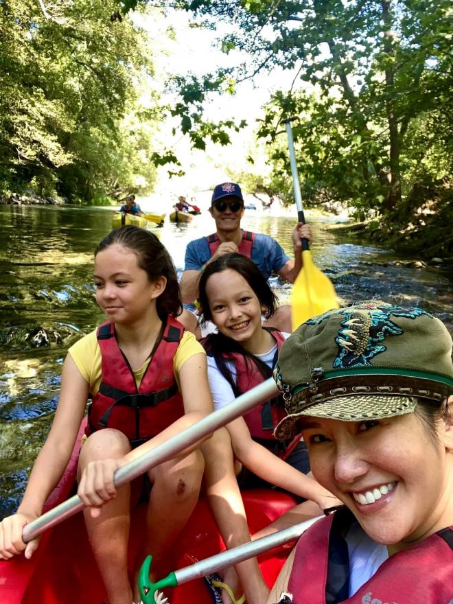 Hồng Nhung khoe loạt ảnh lung linh mừng sinh nhật cặp song sinh, chiếm spotlight lại là bạn trai Tây góp mặt cực thân mật-4