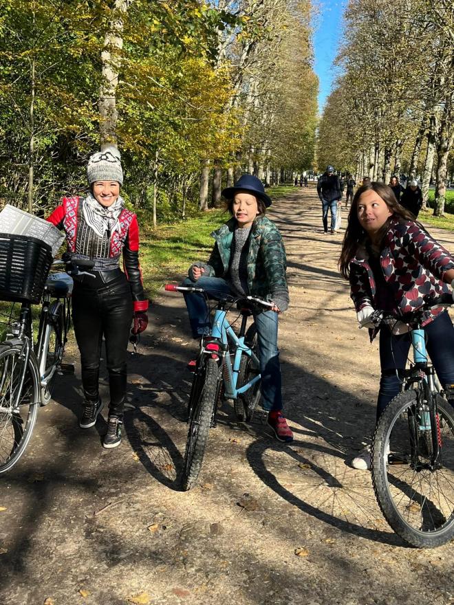 Hồng Nhung khoe loạt ảnh lung linh mừng sinh nhật cặp song sinh, chiếm spotlight lại là bạn trai Tây góp mặt cực thân mật-5