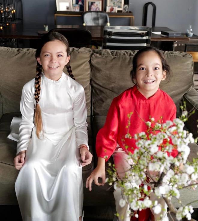 Hồng Nhung khoe loạt ảnh lung linh mừng sinh nhật cặp song sinh, chiếm spotlight lại là bạn trai Tây góp mặt cực thân mật-8