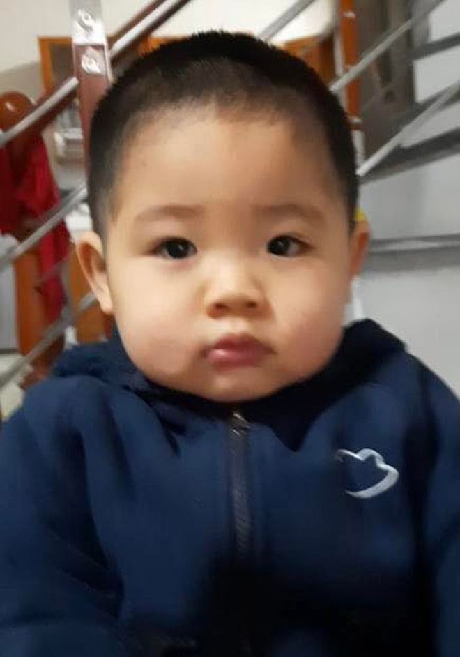 Hà Nội: Người mẹ nghi trầm cảm sau sinh dẫn theo 2 con sinh đôi 3 tuổi rời nhà đã 9 ngày chưa về-2