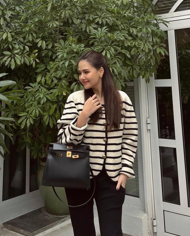 Phu nhân hào môn Phanh Lee xả kho ảnh du lịch chanh sả, ái nữ lộ diện sương sương dung mạo mà gây sốt-13