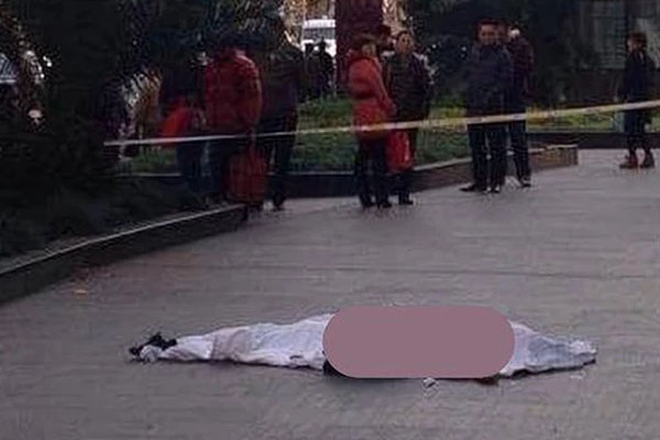 Hot girl đình đám xứ Trung tự vẫn vì một đoạn video 14 giây, tình tiết vụ việc khiến netizen tranh cãi kịch liệt-5