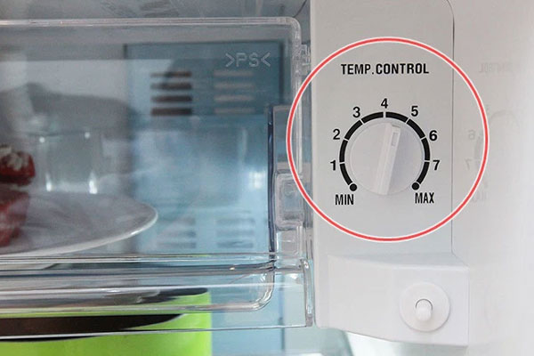 Thang chỉnh nhiệt độ trong tủ lạnh có công dụng tuyệt vời mà nhiều người không biết chẳng trách cứ tốn điện, lưu trữ thực phẩm không tươi lâu-1