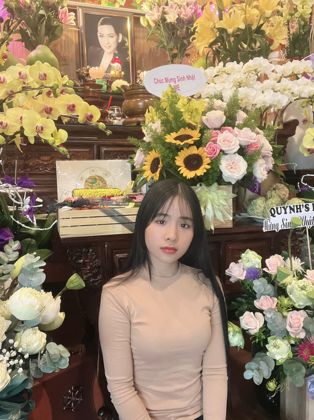 Sinh nhật đặc biệt của cố ca sĩ Phi Nhung: Các con nuôi thắp nến tưởng niệm, khung cảnh gây xót xa!-5