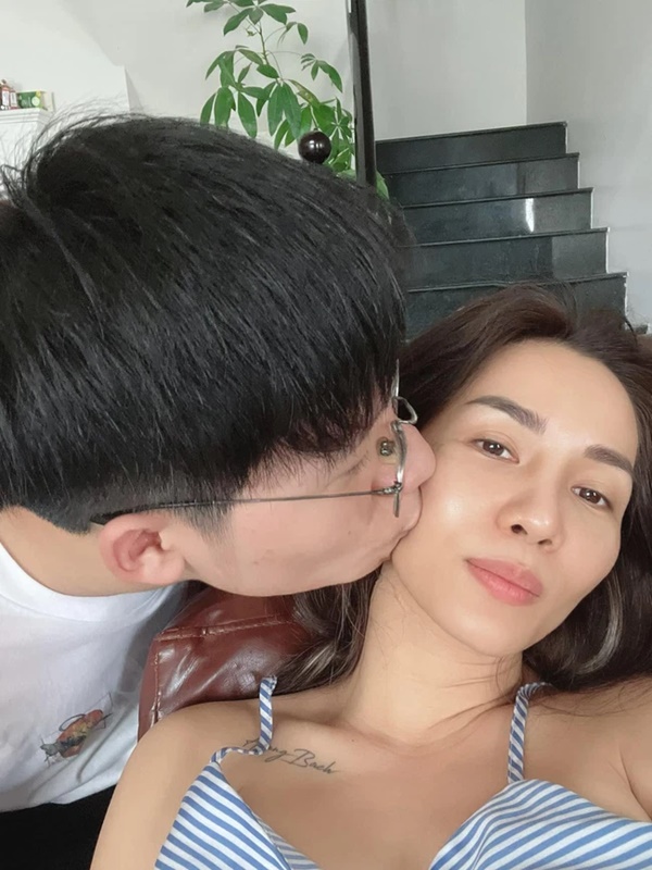 Con trai sao nam Vbiz bị nuôi dạy quá khắt khe đến nỗi chính mẹ cũng phải xót xa nghĩ lại thấy thương vì sinh ra đâu ai biết làm bố mẹ-1