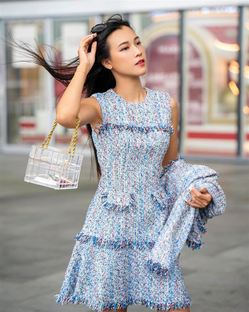 MC Hoàng Oanh ở ngưỡng U35: Cả nhan sắc lẫn phong cách thời trang đều trẻ trung so với tuổi-12