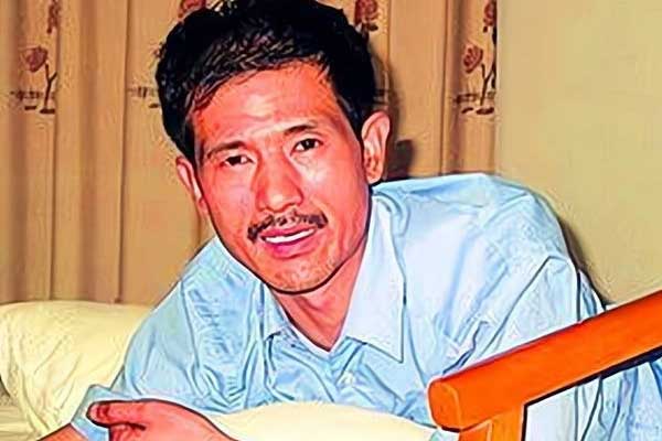 Vụ việc gây chấn động: Chồng cầm dao chém vợ man rợ giữa phố trong tiếng la hét thất kinh của hàng chục người chứng kiến-5