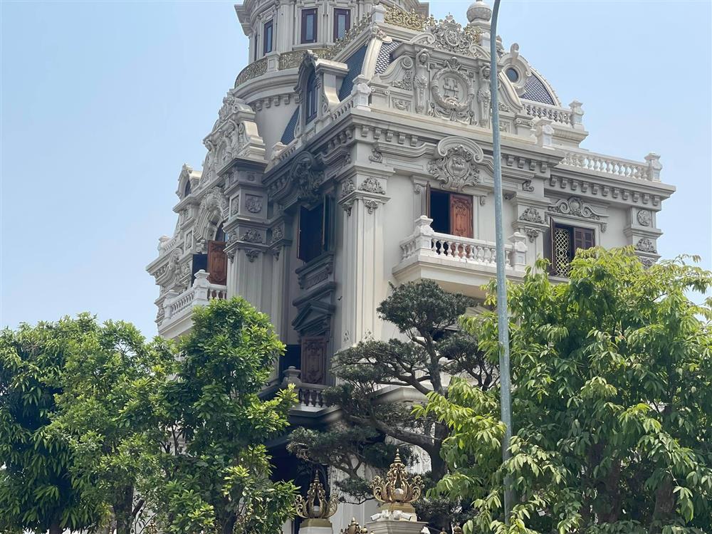 Hiện trường vụ cháy biệt thự sang trọng của đại gia ở Quảng Ninh-2
