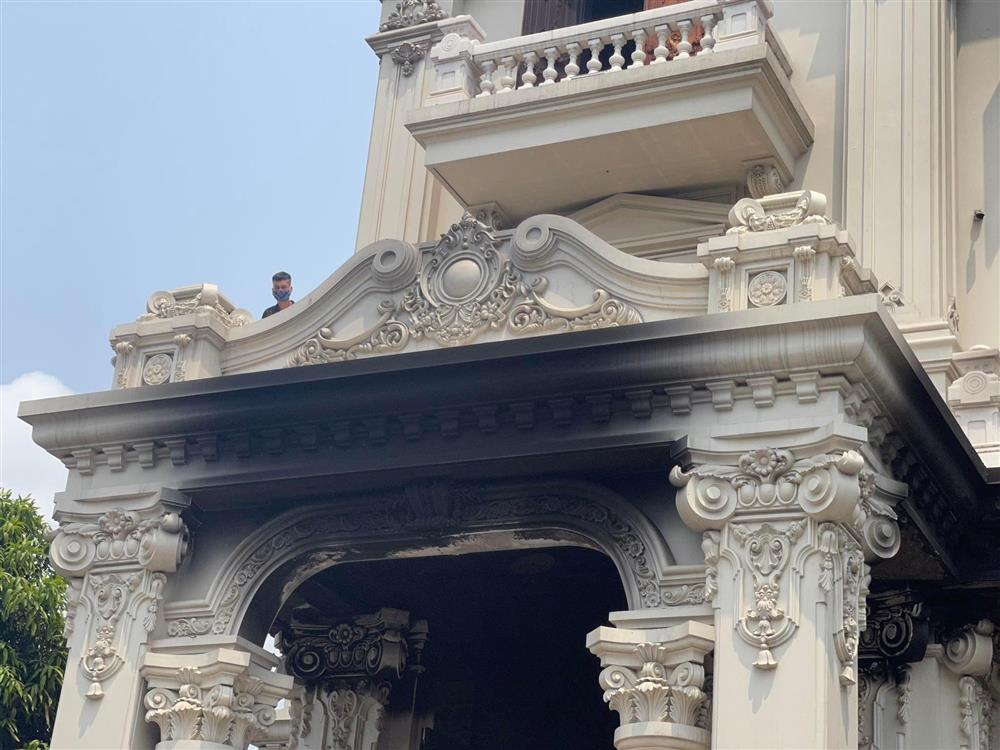 Hiện trường vụ cháy biệt thự sang trọng của đại gia ở Quảng Ninh-12