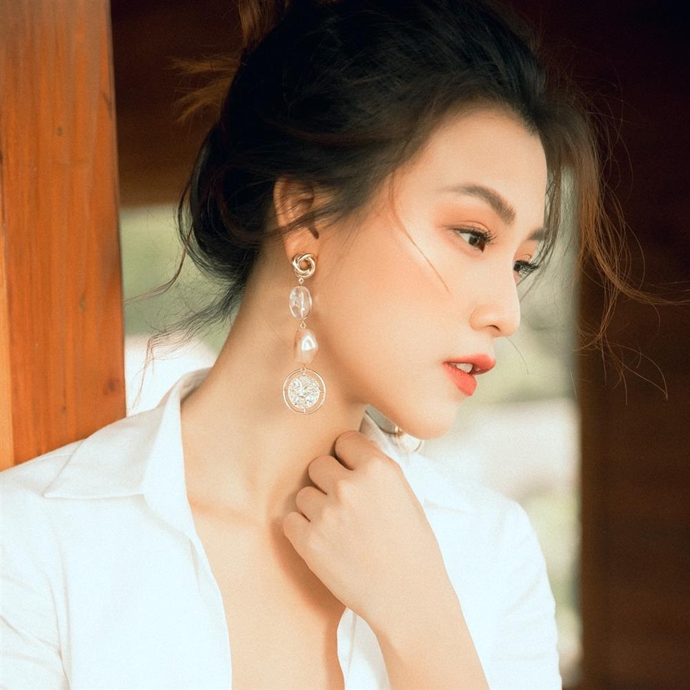 Loạt phát ngôn thấm thía của Hoàng Oanh về những tổn thương trong tình yêu: Đáng sợ nhất là khi người đó ngoảnh mặt đi...-5