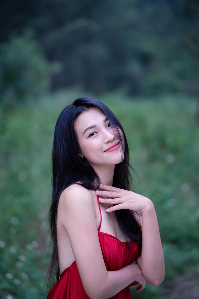 Loạt phát ngôn thấm thía của Hoàng Oanh về những tổn thương trong tình yêu: Đáng sợ nhất là khi người đó ngoảnh mặt đi...-10