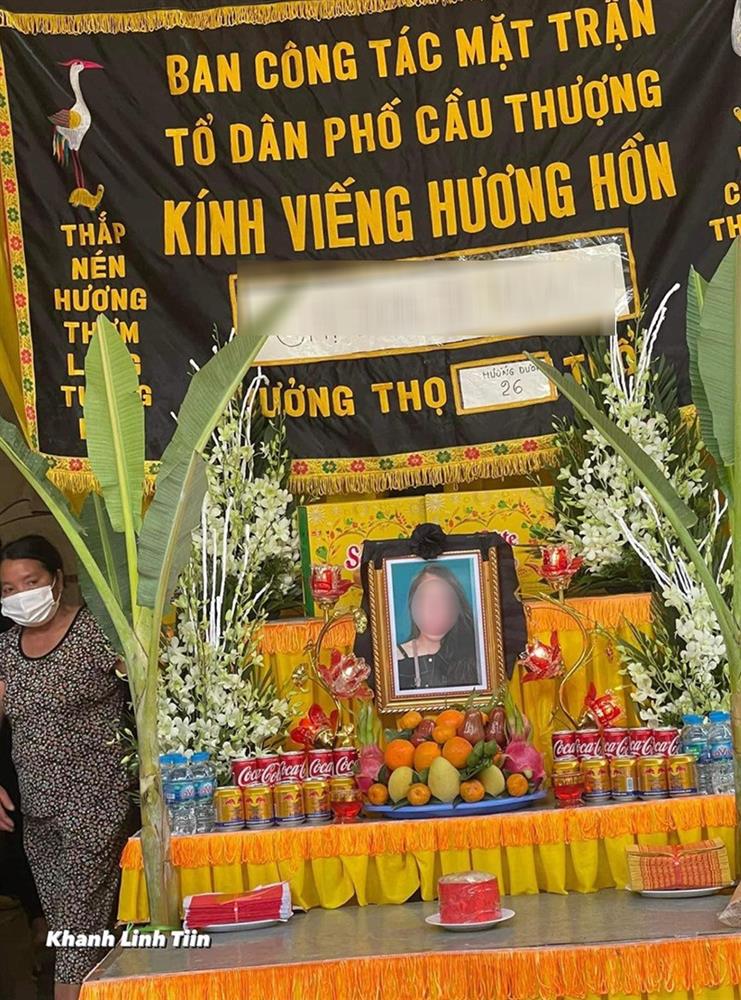 Đám tang nữ chủ shop bị sát hại ở Bắc Giang: Mẹ bay từ Phú Quốc về, ngất khi nhìn linh cữu của con-3