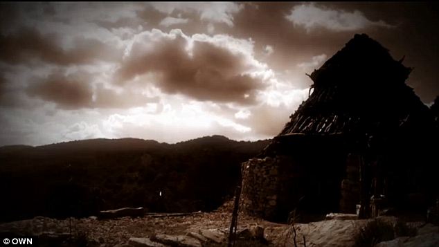 Cô gái bỗng dưng bị bệnh đục thủy tinh thể mù mắt, ngủ một giấc bỗng nhớ chuyện tiền kiếp và kết cục không thể tin nổi đã xảy ra-6