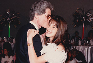 Cô gái bỗng dưng bị bệnh đục thủy tinh thể mù mắt, ngủ một giấc bỗng nhớ chuyện tiền kiếp và kết cục không thể tin nổi đã xảy ra-9