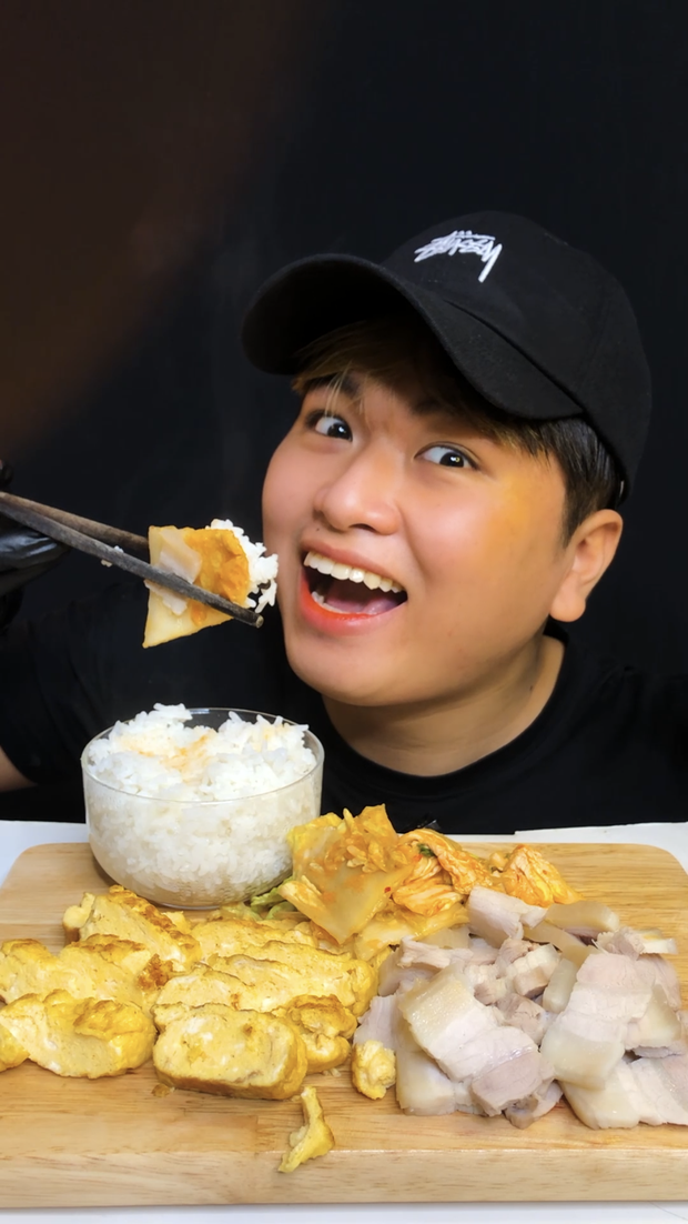 Cái giá của kiếm tiền tỷ trên tóp tóp”: Quần quật làm clip - đến cái thứ 500 mới nổi tiếng, uống thuốc trầm cảm vì quá stress-3