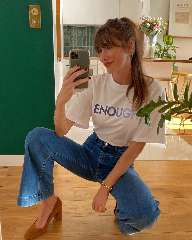 Quý cô người Pháp mê áo thun trắng, mix đồ không cầu kỳ nhưng tinh tế miễn bàn-11