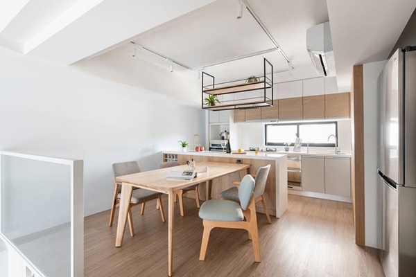 Tận dụng chiều cao thiết kế không gian sống thoáng đãng, giếng trời đón ánh nắng ấm ấp&nbsp;cả&nbsp;4 mùa-9