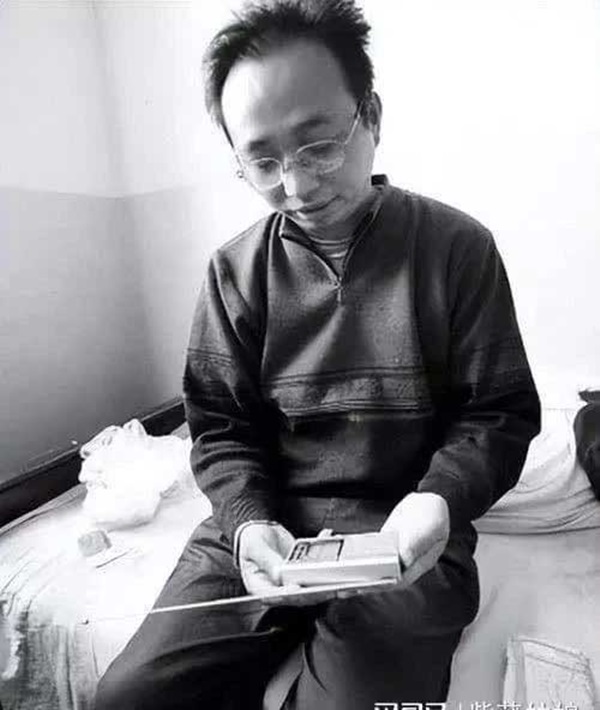 Chữa bệnh cho bạn gái đến tán gia bại sản, người đàn ông nhận lấy bi kịch khi người yêu thay lòng đổi dạ và cuộc sống hiện tại không tin nổi-2