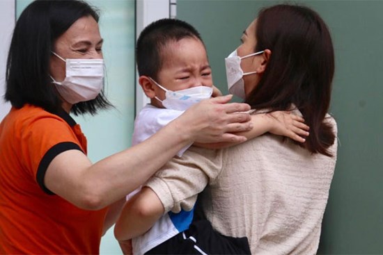 Ngày đầu đến trường của gần 600.000 trẻ mầm non ở Hà Nội