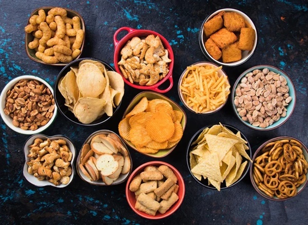 Sau tuổi 40, thường xuyên có 5 kiểu ăn uống này cơ thể sẽ tăng tốc độ lão hóa gây mất xương, chị em làm văn phòng còn bị sụt giảm collagen nghiêm trọng-3