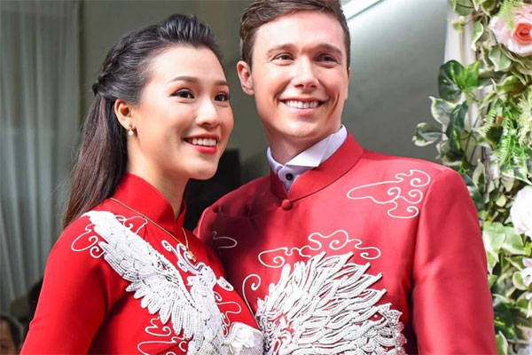 Dân mạng xót xa khi nhìn chiếc túi của MC Hoàng Oanh: Tại sao vậy?-5
