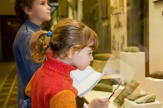 Thường xuyên đưa con đến 7 địa điểm này sẽ giúp trẻ có IQ và EQ cao ngất ngưởng, thay đổi ngoạn mục trong tương lai: Xa tận chân trời, gần ngay trước mắt