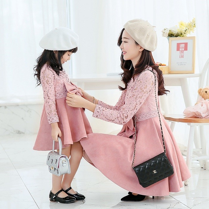 Sự khác biết giữa trẻ được nuôi dưỡng bởi người mẹ ăn mặc xuề xòa và người mẹ biết chưng diện, kết quả có thể khiến nhiều bà mẹ phải nhìn lại mình-1