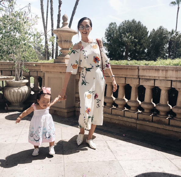 Sự khác biết giữa trẻ được nuôi dưỡng bởi người mẹ ăn mặc xuề xòa và người mẹ biết chưng diện, kết quả có thể khiến nhiều bà mẹ phải nhìn lại mình-2