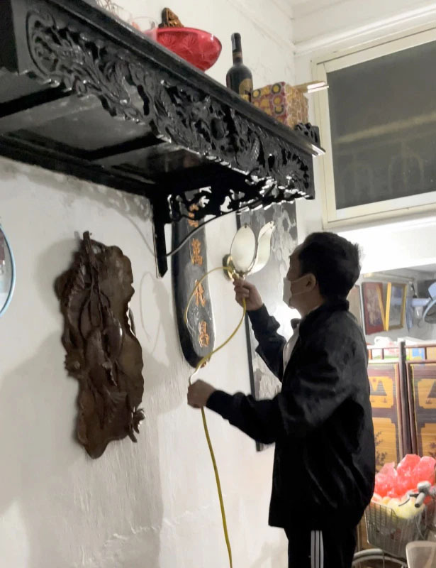 Vụ giết vợ rồi thản nhiên đi uống bia ở Hà Nội: Vết máu trên áo tố cáo tội ác của người chồng máu lạnh-3