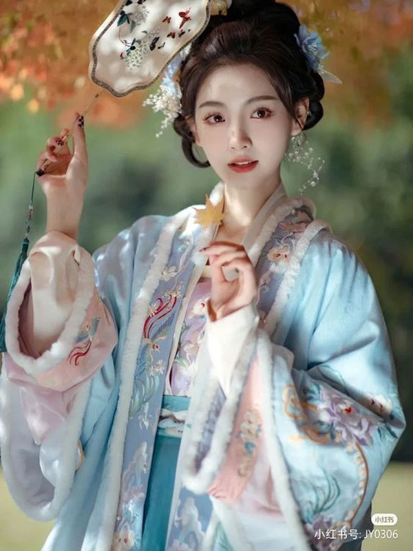 Từ sau Rằm tháng 3 âm lịch, người mệnh Thủy tuổi này phất lên trông thấy, khả năng trở thành đại gia nằm trong lòng bàn tay-2