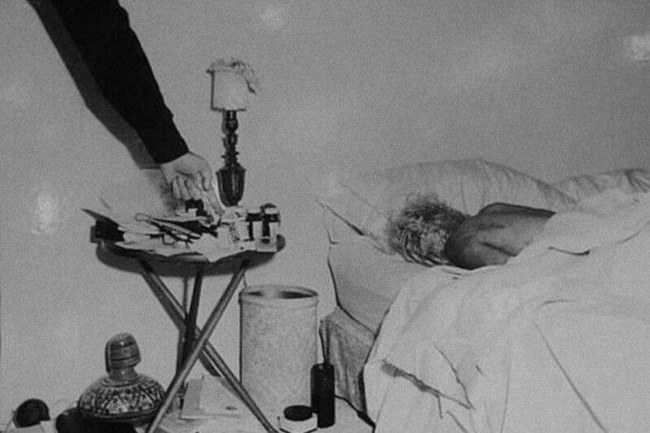 Điều ít biết về cuộc khám nghiệm tử thi quả bom sex Marilyn Monroe: Người bảo tự chết, kẻ tuyên bố bị chết, 20 năm vẫn bị đem ra điều tra-6