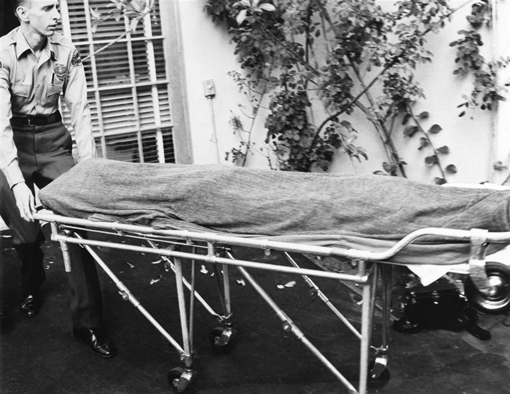 Điều ít biết về cuộc khám nghiệm tử thi quả bom sex Marilyn Monroe: Người bảo tự chết, kẻ tuyên bố bị chết, 20 năm vẫn bị đem ra điều tra-11