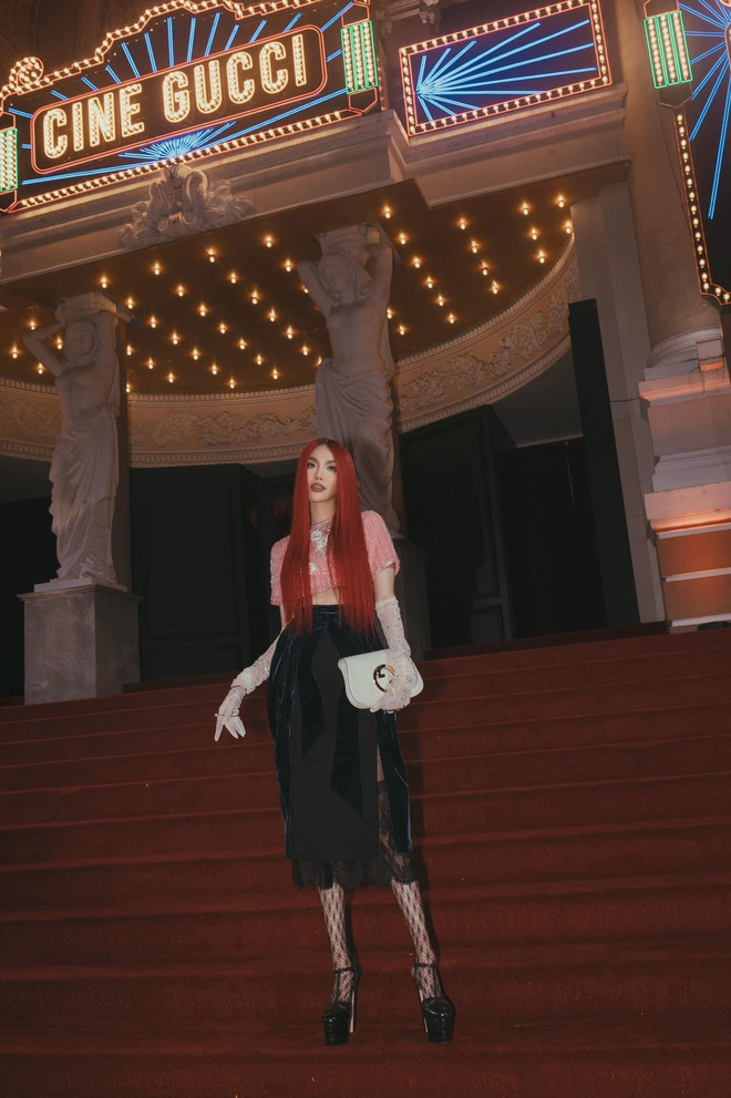 Netizen tranh cãi nảy lửa khoảnh khắc nghi Lan Khuê hất tay nhân viên sự kiện, còn tỏ thái độ lạnh tanh?-4