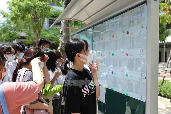 Nhiều đại học ở Hà Nội vẫn chưa cho sinh viên trở lại trường-2