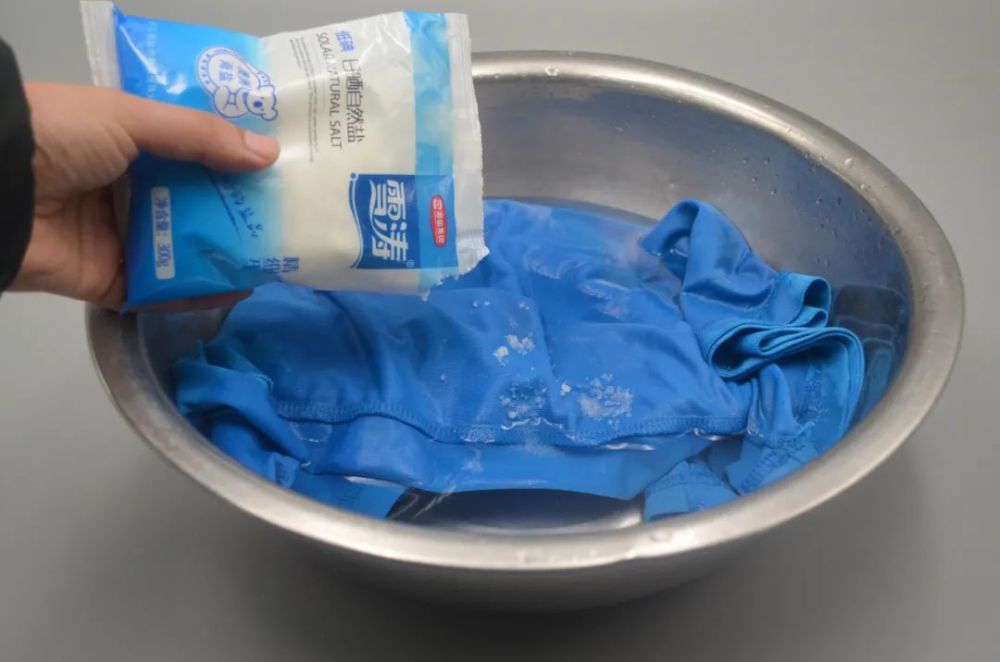 Đặt một nắm muối trong phòng tắm có tác dụng mạnh đến mức tiết kiệm hàng trăm đô la mỗi năm. Nếu không biết sớm, bạn sẽ phải ân hận!-3