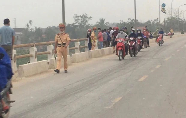 Người phụ nữ để lại thư viết tay gửi chồng, nghi nhảy cầu tự tử-1