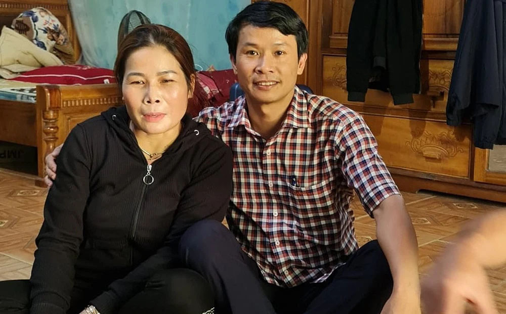 Cuộc hội ngộ đẫm lệ của 2 chị em sau 28 năm: Cứ nghĩ cả đời sẽ không tìm được nhau-1