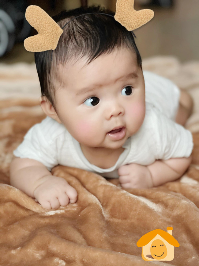 Không còn hình ảnh ông bố bỉm sữa, BTV của VTV24 lên đồ cùng đồng nghiệp vẫn gây chú ý nhờ thần thái này-5