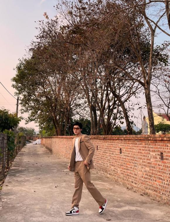 Em trai Hòa Minzy mạnh tay tậu đồng hồ hiệu, giá choáng-5