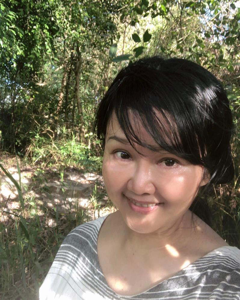 BTV Thu Uyên Như chưa hề có cuộc chia ly sống bình dị, vui thú điền viên ở tuổi U60-8