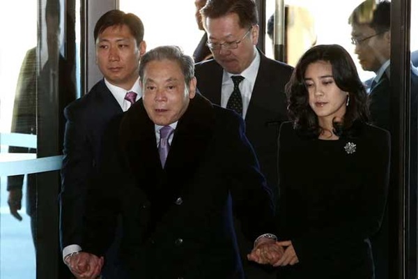 Công chúa của tập đoàn Samsung: Tốt nghiệp đại học danh tiếng, là nữ tỷ phú giàu thứ 2 Hàn Quốc nhưng cuộc đời tóm gọn bằng 2 chữ bi kịch-1