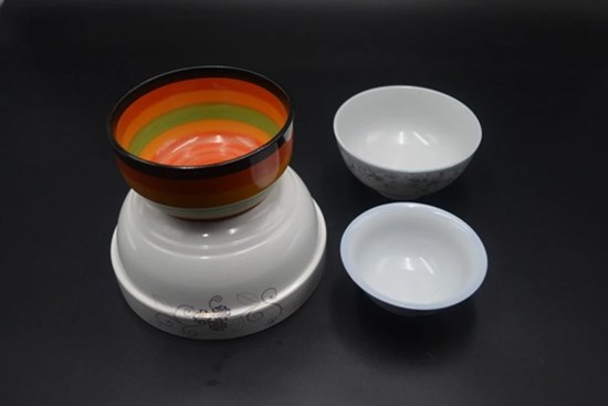 Mua bát sứ chỉ cần dùng điện thoại là kiểm tra được loại tốt hay xấu, đừng bỏ qua nếu bạn không muốn mua phải hàng kém chất lượng