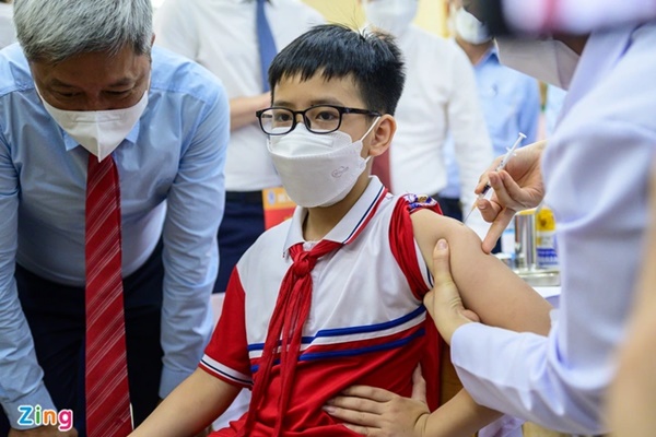 Hà Nội dự kiến tiêm vaccine Covid-19 cho trẻ 5-11 tuổi từ ngày mai-1