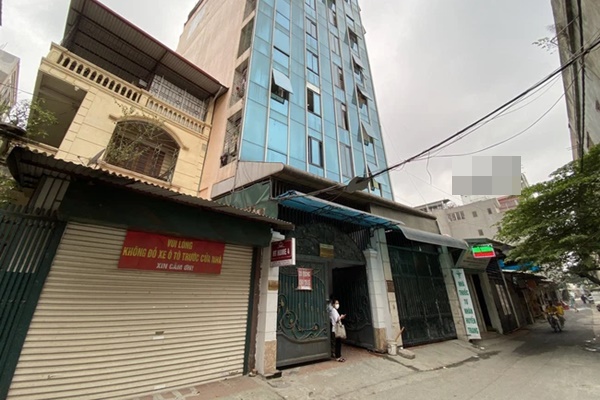 Người phụ nữ tử vong bất thường trong phòng trọ ở Cầu Giấy, Hà Nội-1