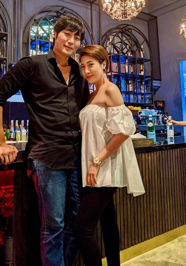 Chưa tới nửa năm mà Vbiz chứng kiến loạt đôi tan vỡ: Hoà Minzy chia tay thiếu gia Minh Hải, 1 Á hậu gây tiếc nuối?-34