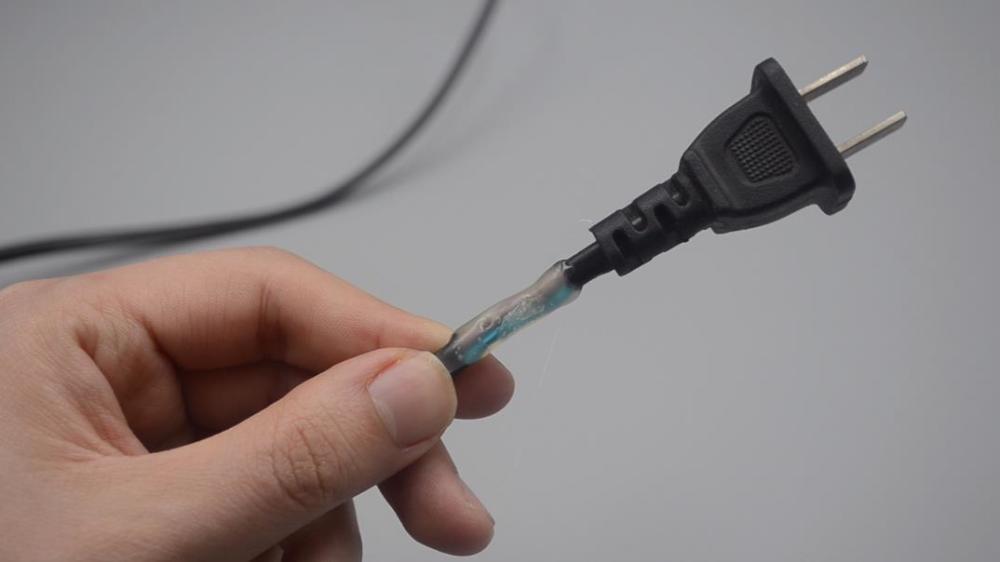 Keo nến không chỉ dùng để dán, 4 công dụng&nbsp;này mới gọi là cực đỉnh, nếu không&nbsp;biết thì quả là có lỗi với bản thân-5