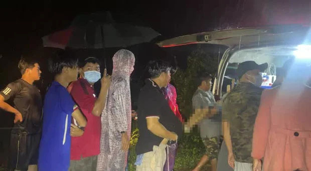 Xin gia đình đi chơi, hai nam sinh lớp 7 chết đuối dưới sông gần nhà-1