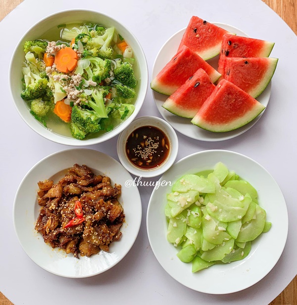 Cô nàng 9x gợi ý mâm cơm ngày hè hấp dẫn, trời nắng nóng đến mấy nhìn là muốn ăn-3