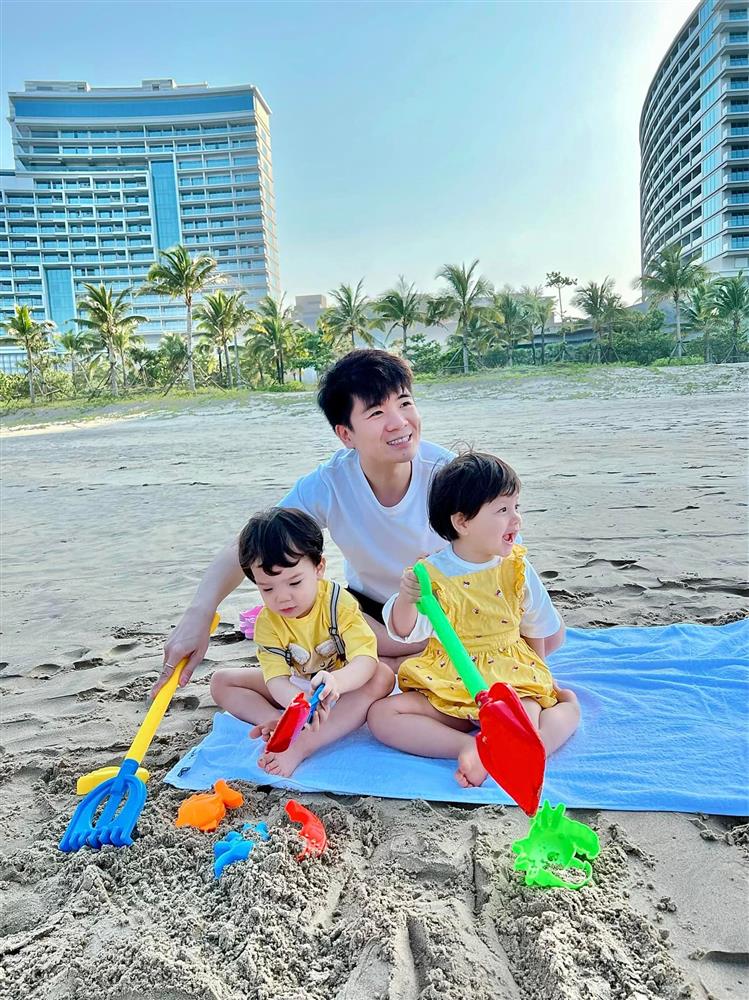 Thiếu gia Đỗ Quang Vinh gây sốt khi cứ mỗi tuần thả nhẹ một chiếc ảnh và câu quote thể hiện tình cha con-3